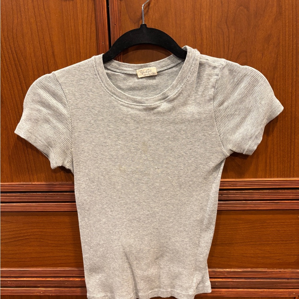 Brandy Melville Gray Ribbed Blouse
